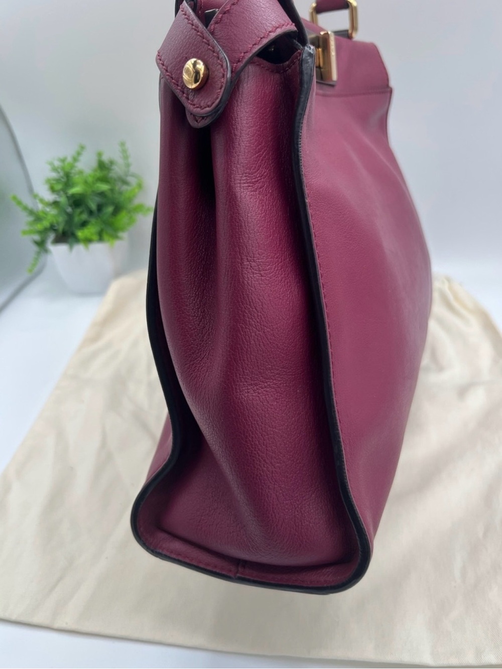Fendi Medium Peekaboo in Burgundy Leather - Picture 9 of 10